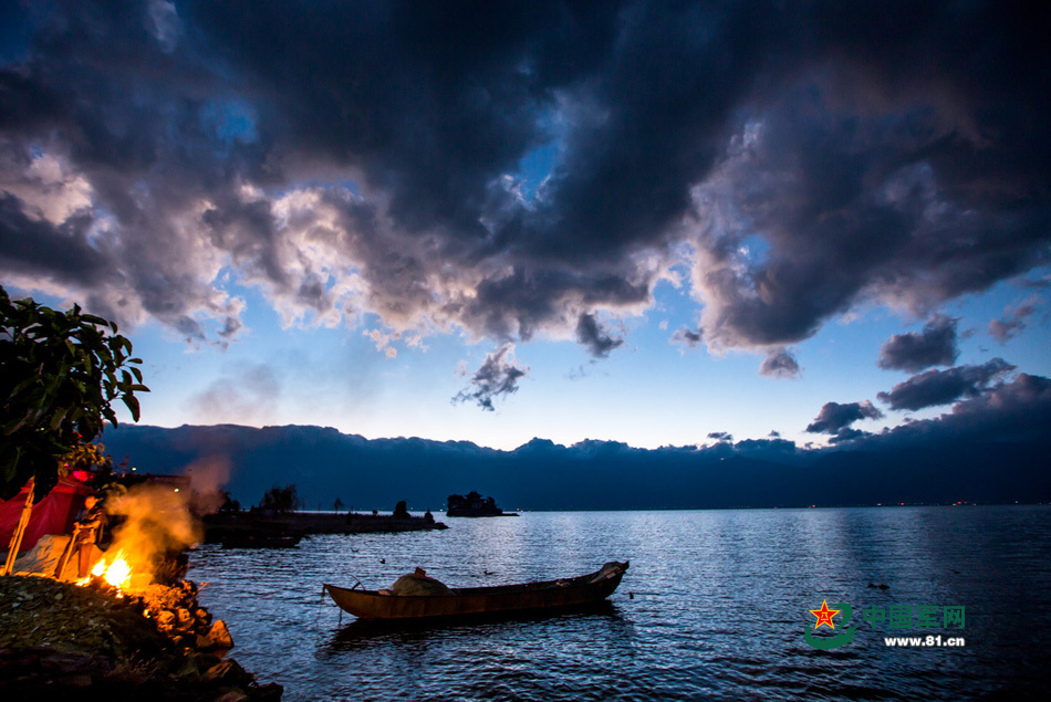 惠州巽寮湾又一海景酒店内卷啦，一线海景，推门即沙滩，安排 